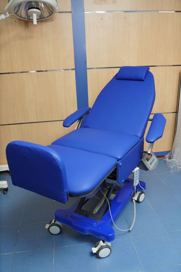 Fauteuil médical avec pesage 3